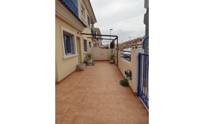 Resale - Townhouse -
Los Alcazares