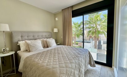 Herverkoop - Villa -
Orihuela Costa - Lomas De Cabo Roig