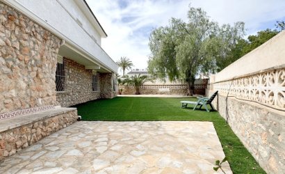 Revente - Detached Villa -
Orihuela Costa - La Zenia