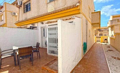 Herverkoop - Semi Detached Villa -
Orihuela Costa - Los Altos