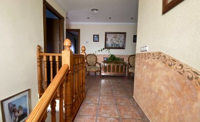 Herverkoop - Herenhuis -
Sax