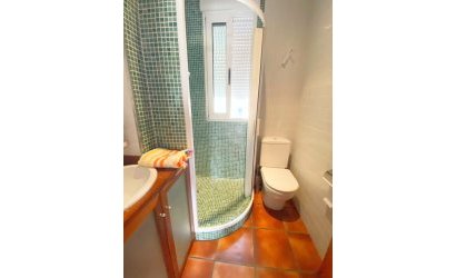 Resale - Villa -
Los Alcazares