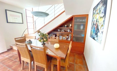 Resale - Villa -
Los Alcazares