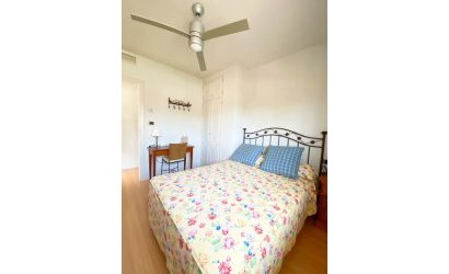 Resale - Villa -
Los Alcazares