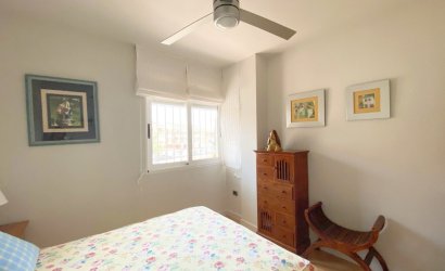 Resale - Villa -
Los Alcazares