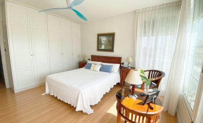 Resale - Villa -
Los Alcazares