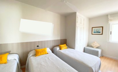 Resale - Villa -
Los Alcazares