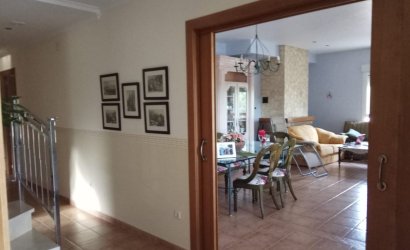 Resale - Villa -
Yecla