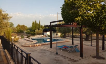 Resale - Villa -
Yecla