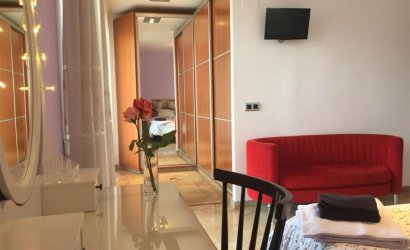 Herverkoop - Herenhuis -
Alfas del Pí - Colonia Escandinavia-Cautivador