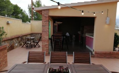 Herverkoop - Herenhuis -
Alfas del Pí - Colonia Escandinavia-Cautivador