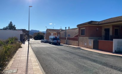 Herverkoop - Herenhuis -
Sax