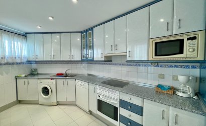 Resale - Apartment -
Marbella - Puerto Banús