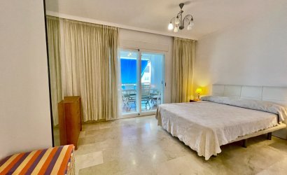 Resale - Apartment -
Marbella - Puerto Banús