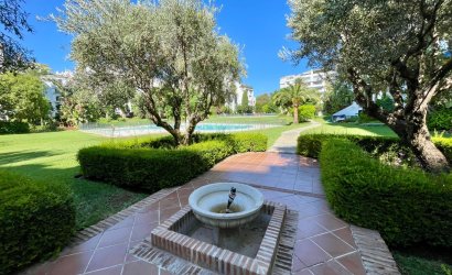 Resale - Apartment -
Marbella - Puerto Banús