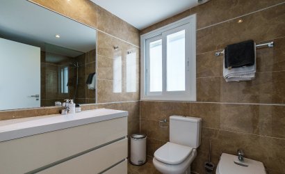 Resale - Apartment -
Benahavis - La Quinta