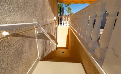 Resale - Villa -
Benijofar