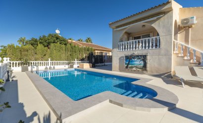 Resale - Villa -
Benijofar