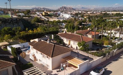 Resale - Villa -
Benijofar