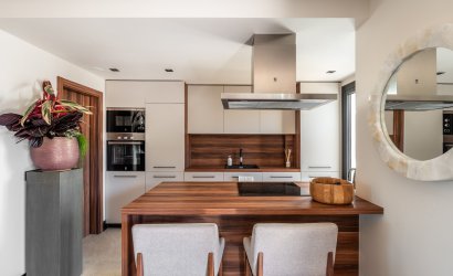 Herverkoop - Apartment -
Marbella - Nueva Andalucía