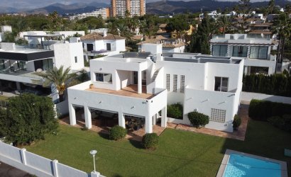 Herverkoop - Villa -
Marbella - Las Chapas