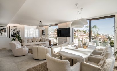 Resale - Villa -
Marbella - Los Naranjos de Marbella