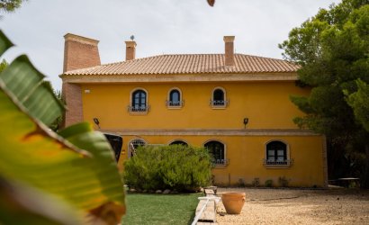 Resale - Villa -
Ciudad Quesada