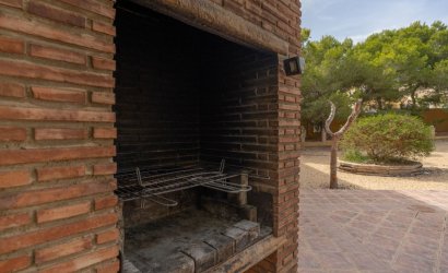 Resale - Villa -
Ciudad Quesada