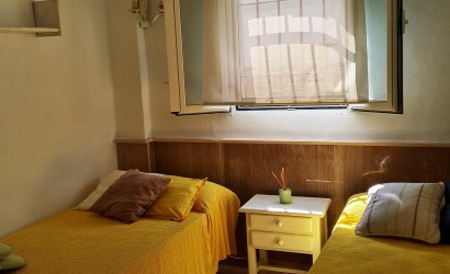 Herverkoop - Villa -
Denia