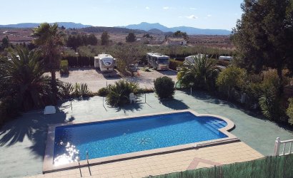 Resale - Country House -
Pinoso