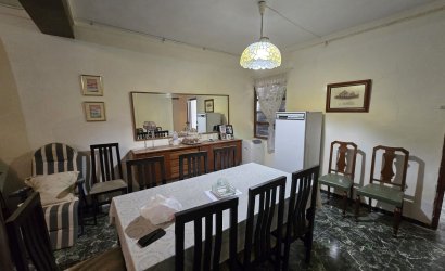 Reventa - Adosado -
Salinas