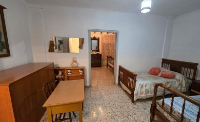 Reventa - Adosado -
Salinas