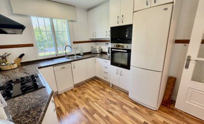 Herverkoop - Country House -
Torrellano