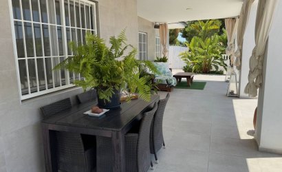 Herverkoop - Country House -
Torrellano