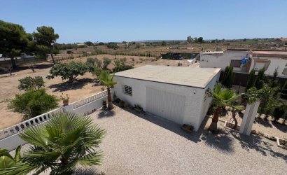 Herverkoop - Country House -
Torrellano