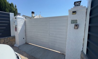 Herverkoop - Country House -
Torrellano