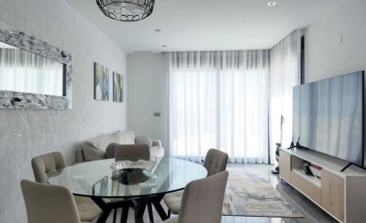 Reventa - Villa -
Torrevieja - Los Balcones