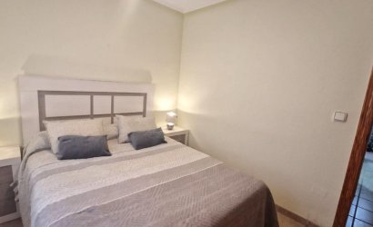 Herverkoop - Herenhuis -
Torrevieja - Aguas Nuevas