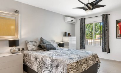 Herverkoop - Country House -
Catral