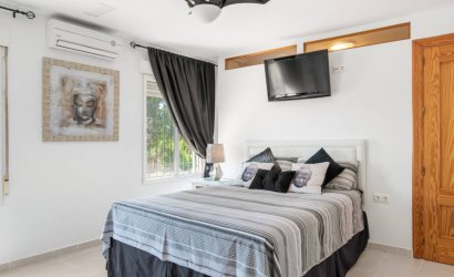 Herverkoop - Country House -
Catral