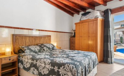 Herverkoop - Country House -
Catral