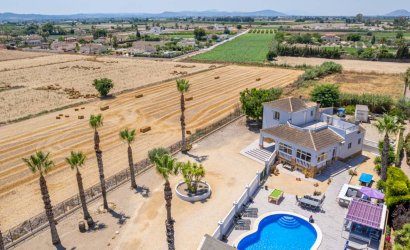 Herverkoop - Country House -
Catral