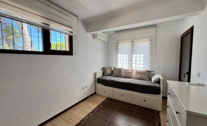 Resale - Townhouse -
Punta Prima