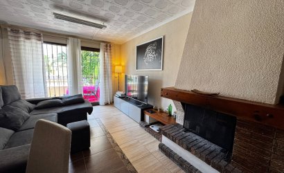 Resale - Townhouse -
Punta Prima