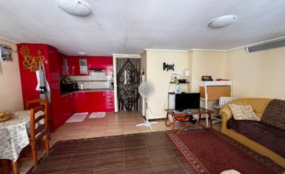 Resale - Townhouse -
Punta Prima