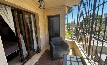 Resale - Townhouse -
Punta Prima