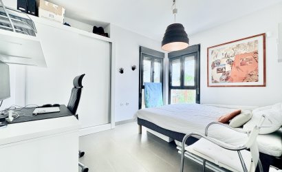 Herverkoop - Apartment -
Dehesa de Campoamor - Las Ramblas