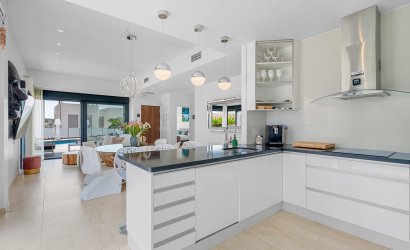 Resale - Villa -
Orihuela Costa - Villamartín