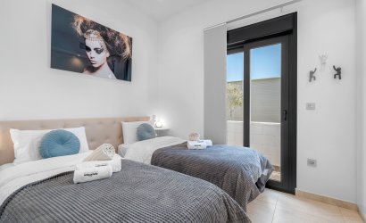 Resale - Villa -
Orihuela Costa - Villamartín