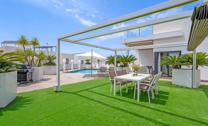 Resale - Villa -
Orihuela Costa - Villamartín